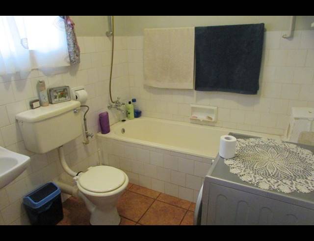 1 BEDROOM APARTMENT FOR SALE IN WHITE RIVER CENTRAL